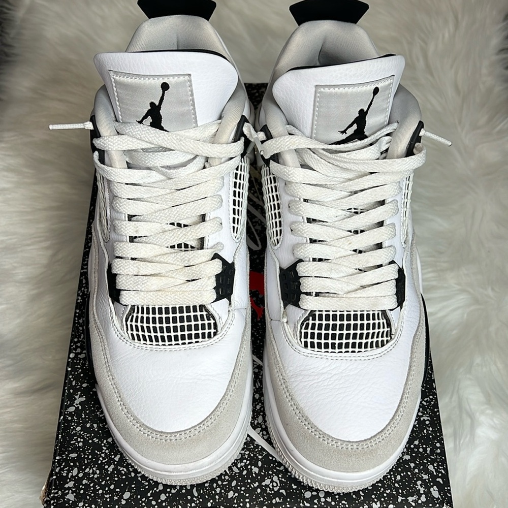 Jordan Military Black